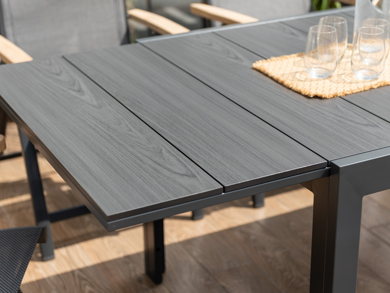 Essence Table 156–246 x 95 cm - ALU