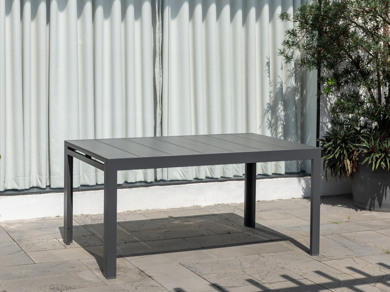 Essence Table 156–246 x 95 cm - ALU