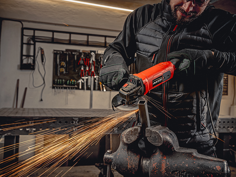 ANGLE GRINDER 125MM, 900W