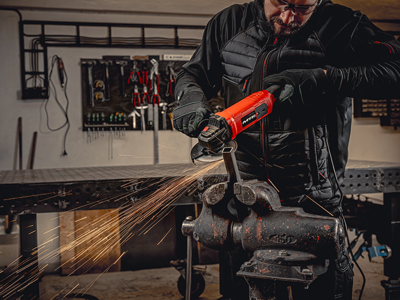 ANGLE GRINDER 125MM, 900W