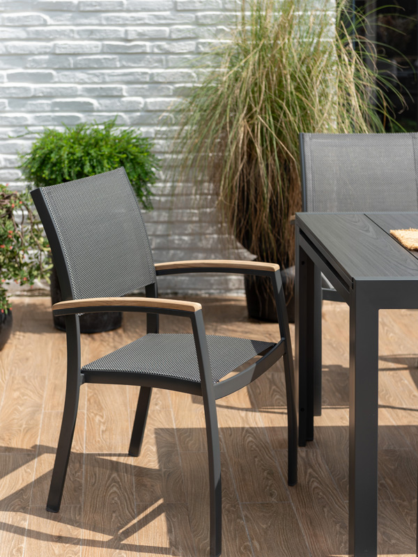 Essence - garden chair - ALU mit teak armrest