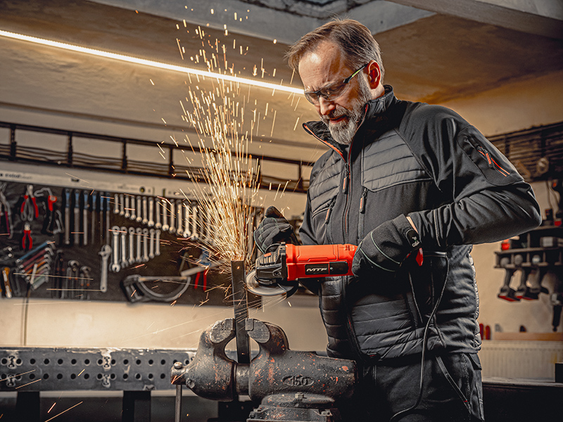 ANGLE GRINDER 125MM, 900W