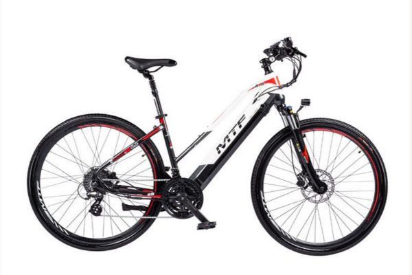 Cross 4.4 W (17)