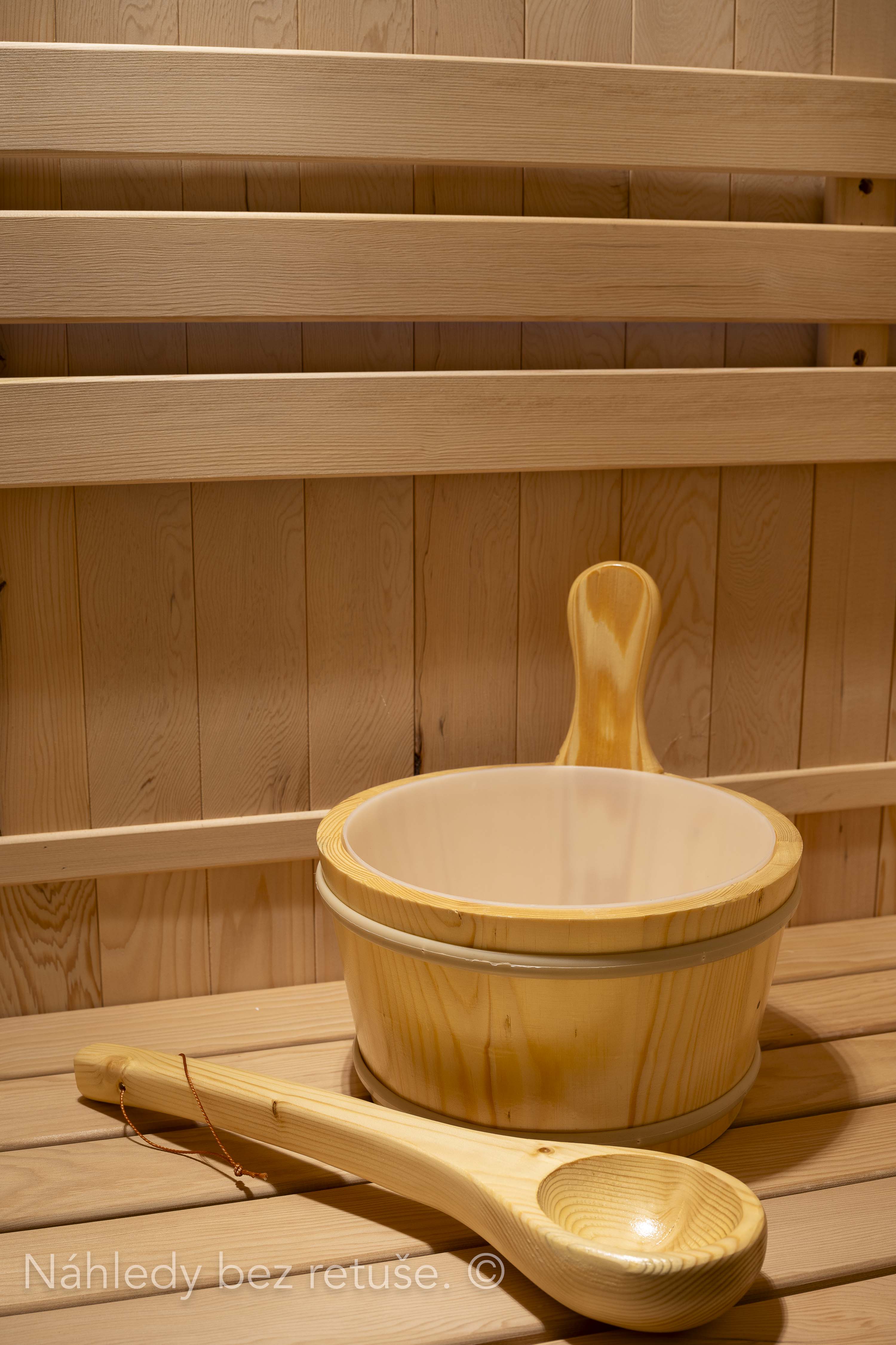 Bucket mit ladle