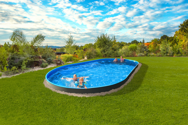 Ibiza oval - 1.35 m/ 3,20 x 6.00 m - weiße Wandstärke 0,7 mm, withholes für skimmer und backjet, ohne obere Schienen P1/P3