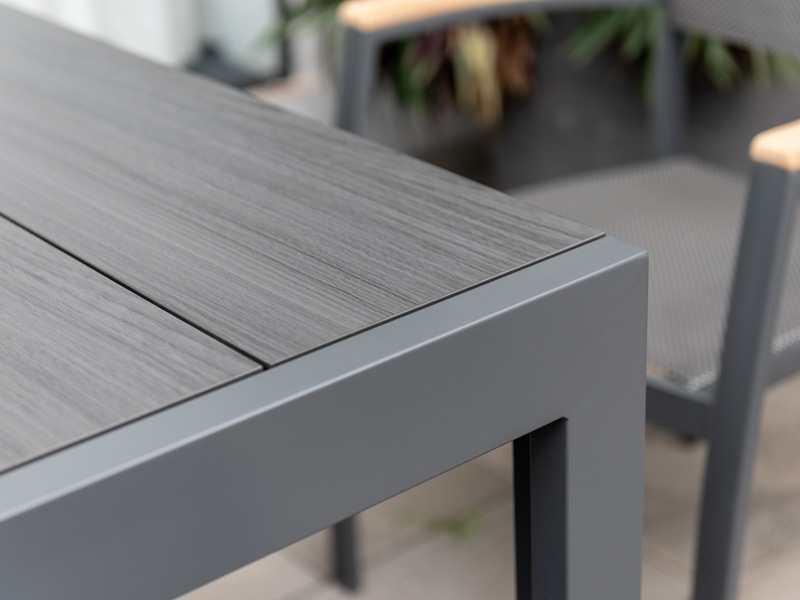 Essence Table 156–246 x 95 cm - ALU