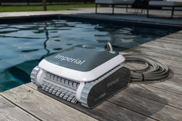 IMPERIAL - filter water volume 15m3/h; cleaning cycle 2hours, cleans bottom & wall & waterline